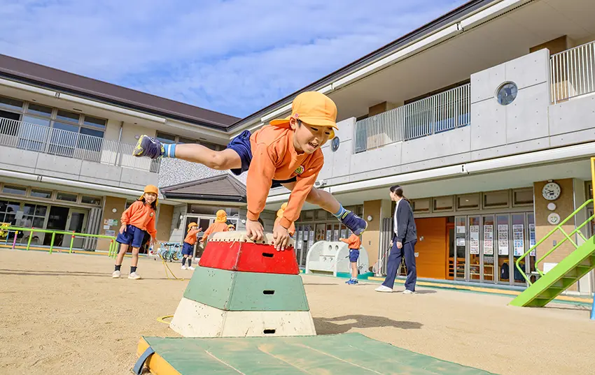 園生活・行事|三宝認定こども園｜ 社会福祉法人 愛和福祉会